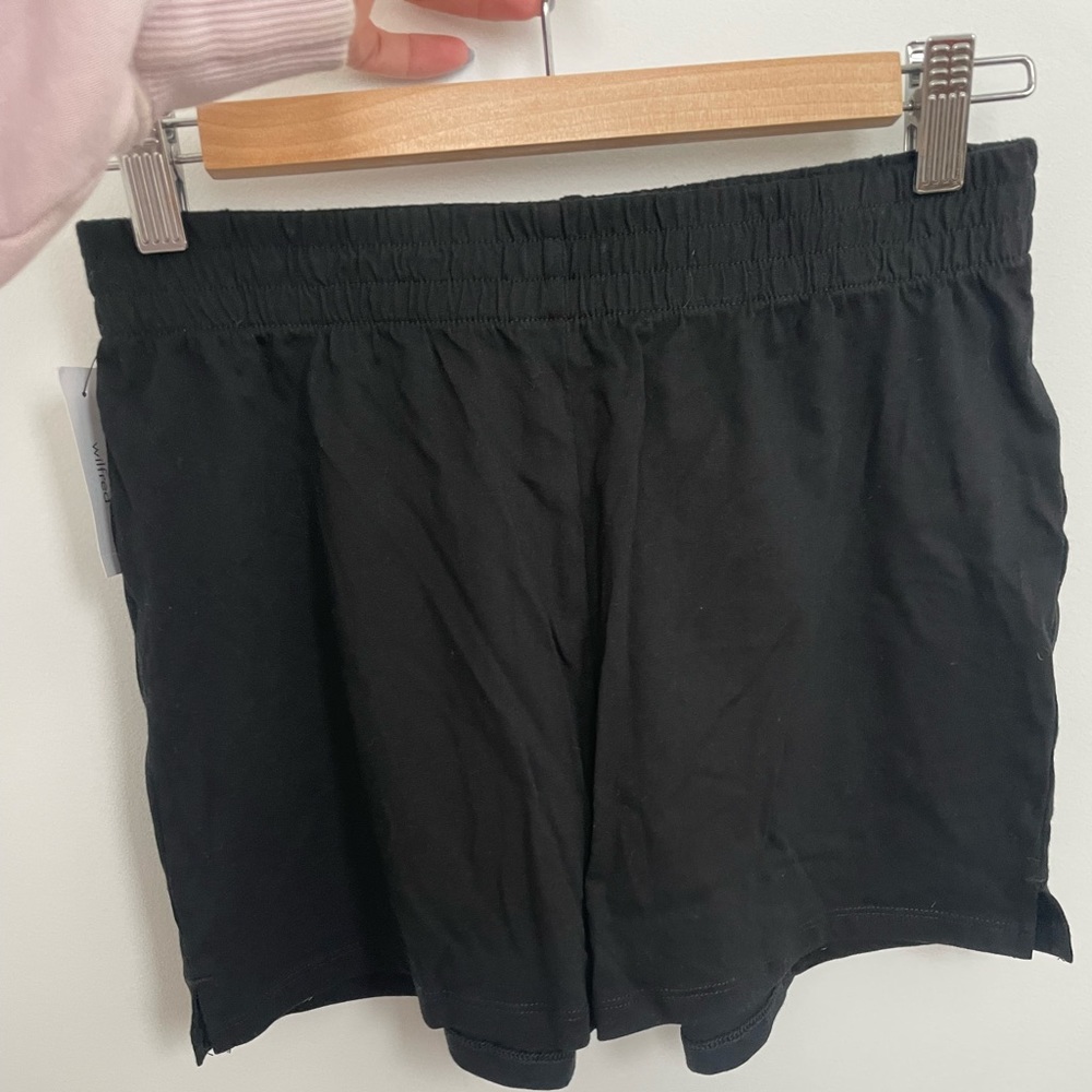 Brand new black aritiza weekend shorts, xs